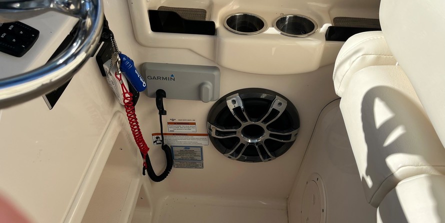 Grady-White Freedom 307