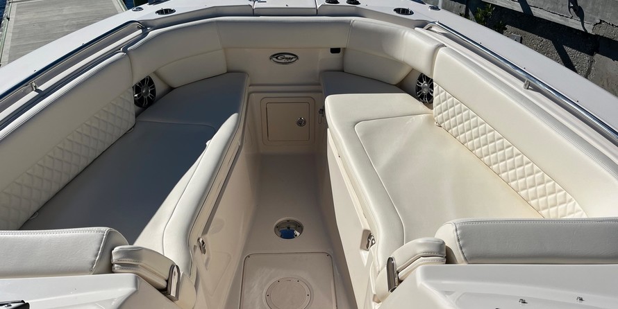 Grady-White Freedom 307