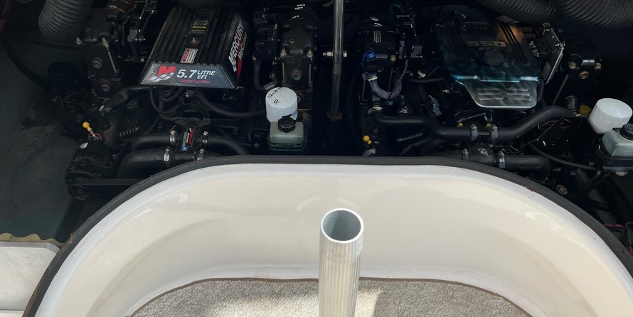 Sea ray 280 sun sport