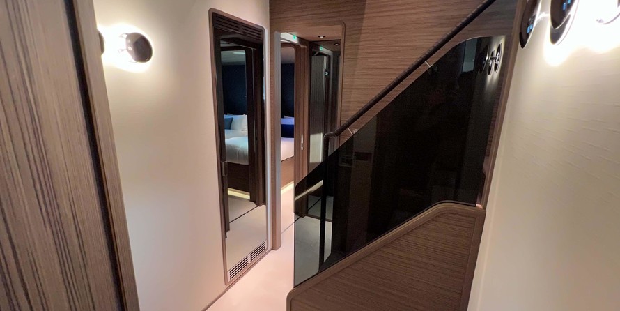 Custom Line Navetta 30