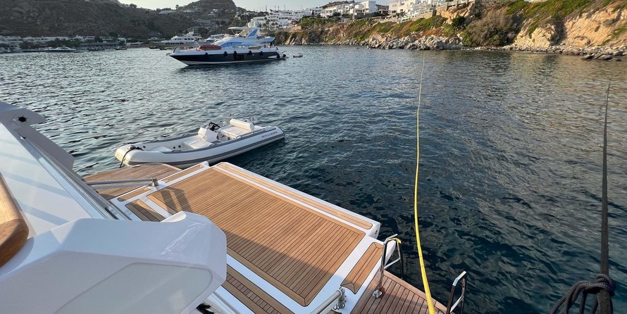 Custom Line Navetta 30