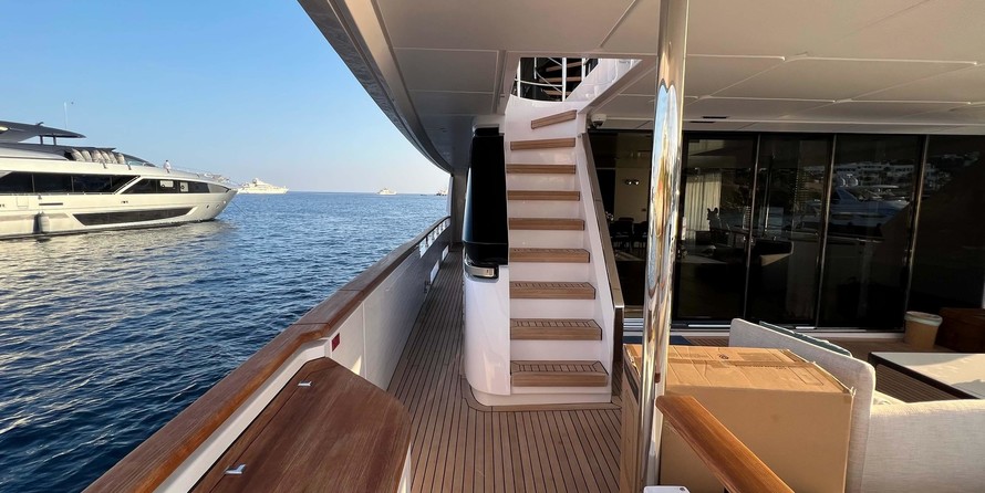 Custom Line Navetta 30