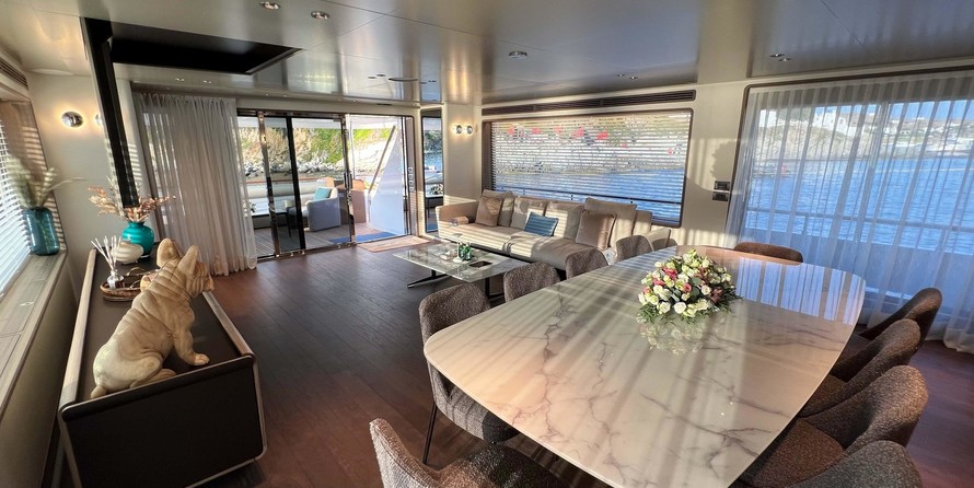 Custom Line Navetta 30