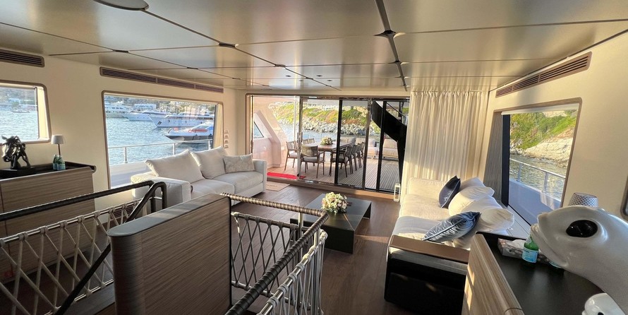 Custom Line Navetta 30
