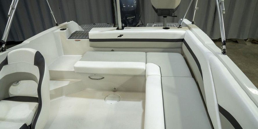 Starcraft Marine MDX OB 211 E