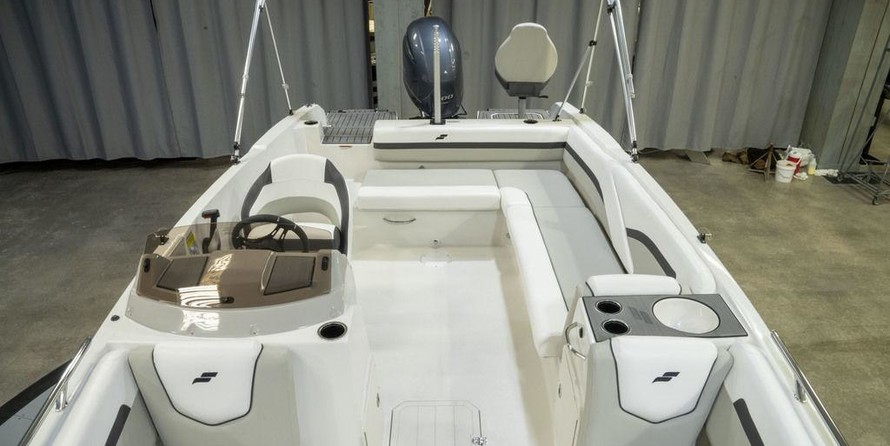 Starcraft Marine MDX OB 211 E