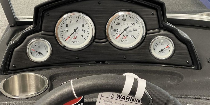 Crestliner 1850 Super Hawk