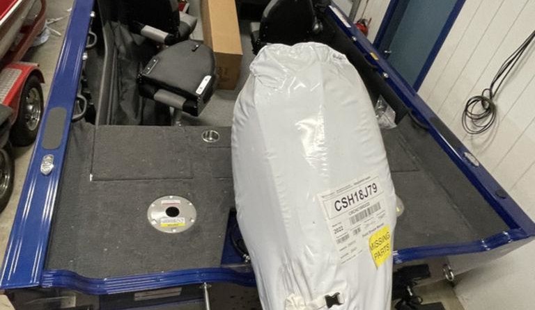 Crestliner 1850 Super Hawk