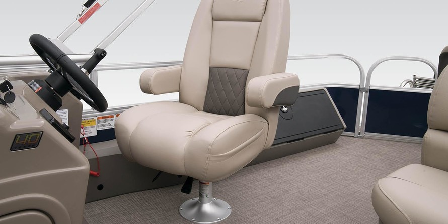 Sun Tracker Fishin Barge 22 DLX