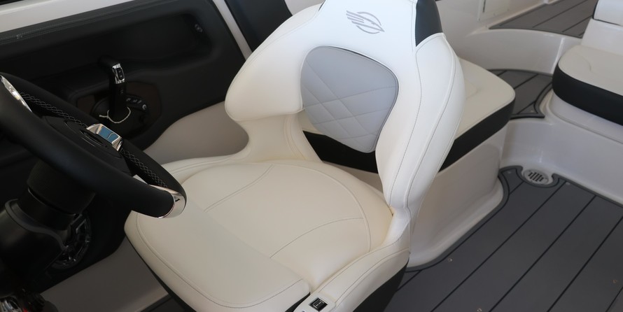 Chaparral 270 OSX