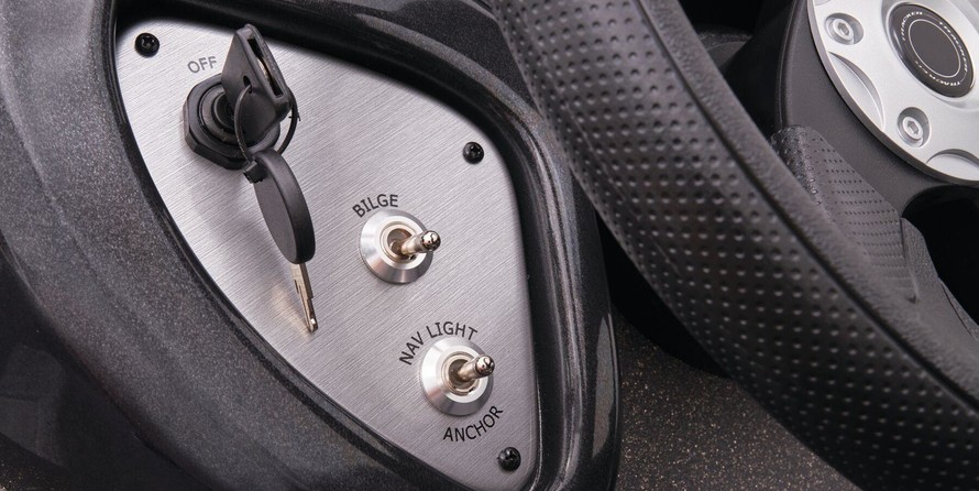 Tracker Pro Team 175 TXW