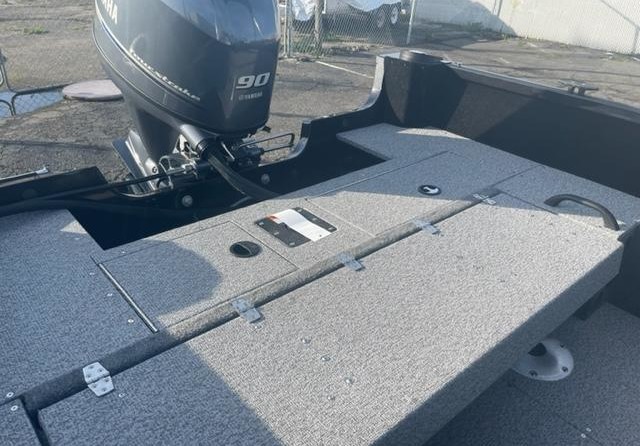 Alumacraft Competitor 165 Sport