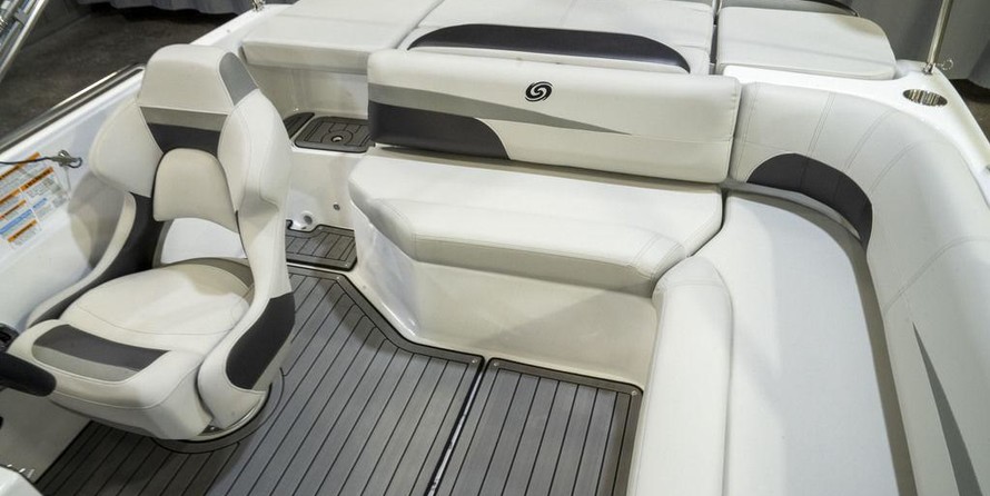 Hurricane 201 sundeck sport