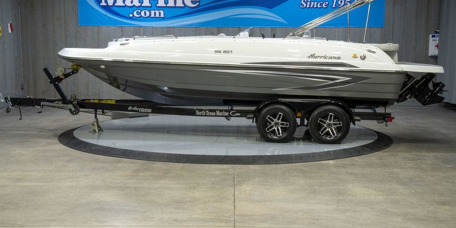 Hurricane 201 sundeck sport
