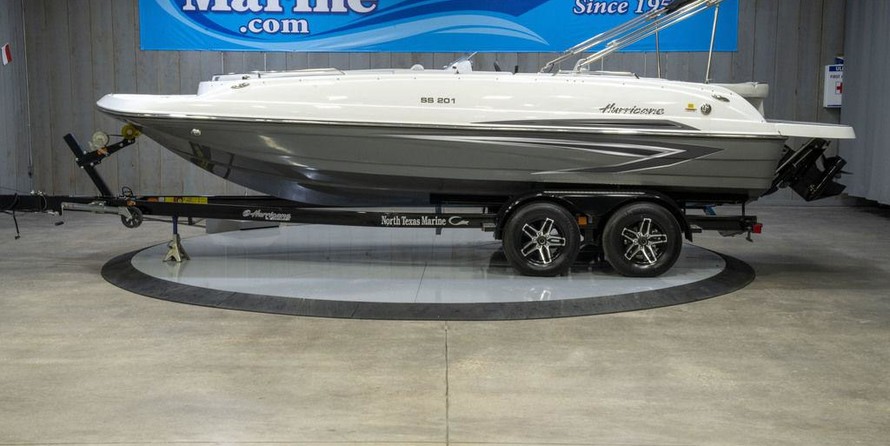 Hurricane 201 sundeck sport