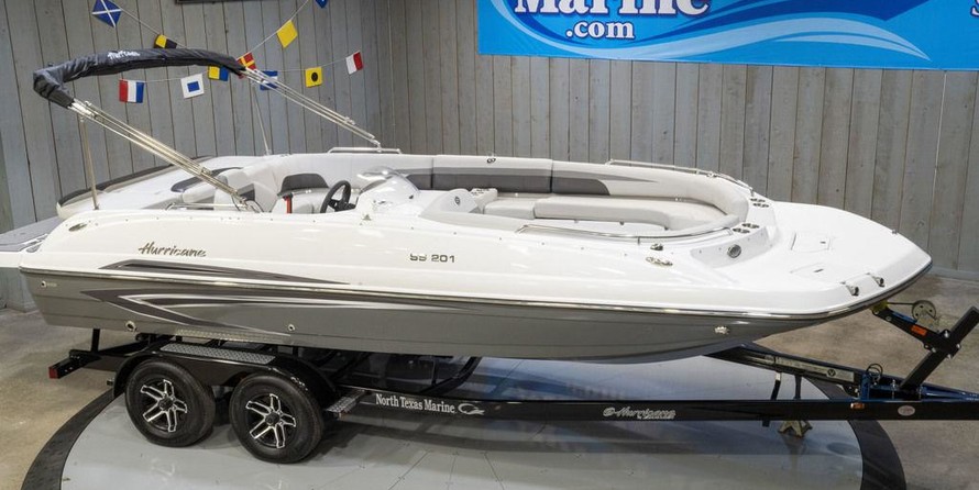 Hurricane 201 sundeck sport