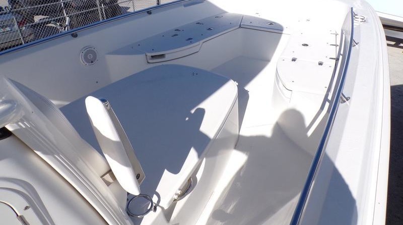 Boston Whaler 270 Dauntless