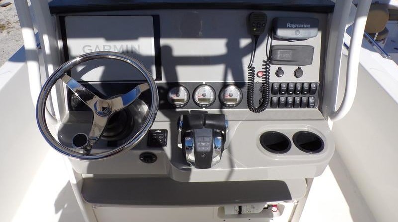 Boston Whaler 270 Dauntless