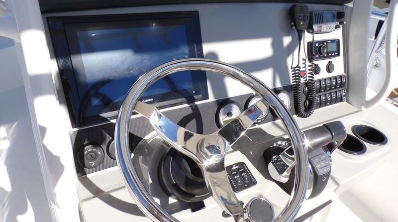 Boston Whaler 270 Dauntless