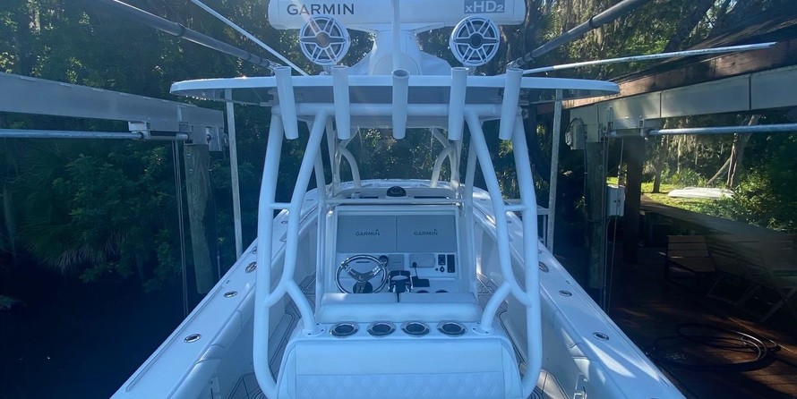 Yellowfin 32 offshore