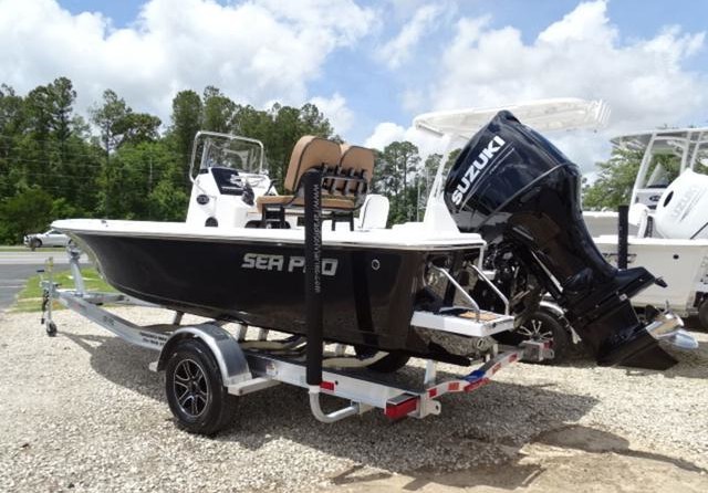 Sea Ray pro 208 bay