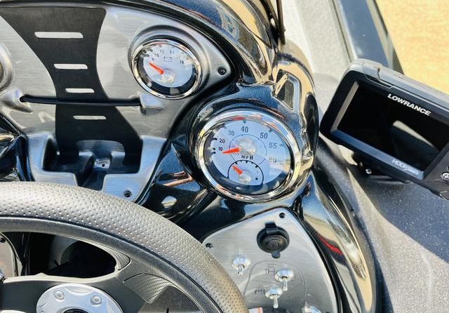 Tracker Pro Team 175 TF