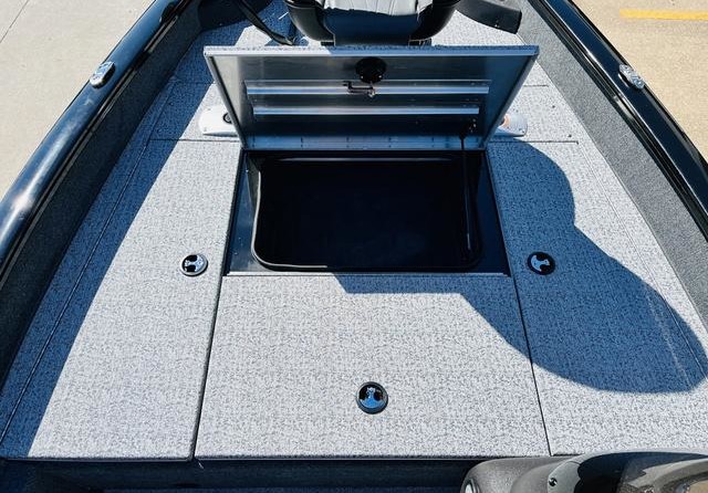 Tracker Pro Team 175 TF