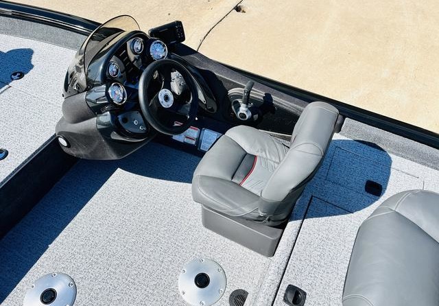 Tracker Pro Team 175 TF