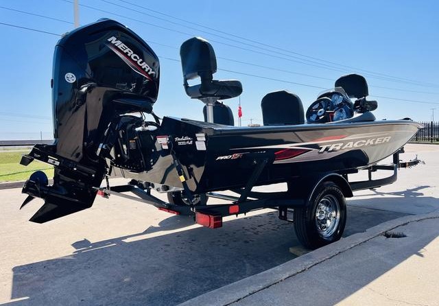 Tracker Pro Team 175 TF