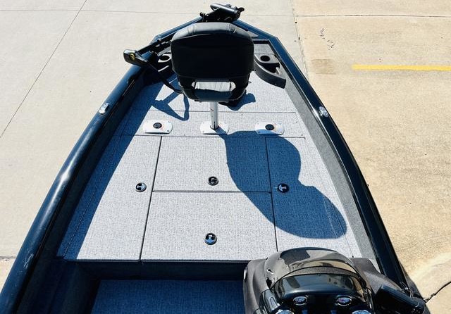 Tracker Pro Team 175 TF