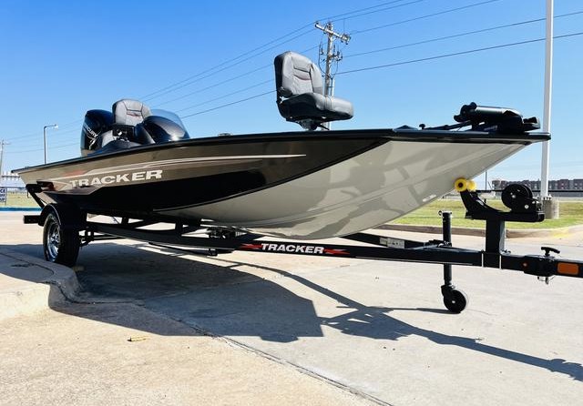 Tracker Pro Team 175 TF