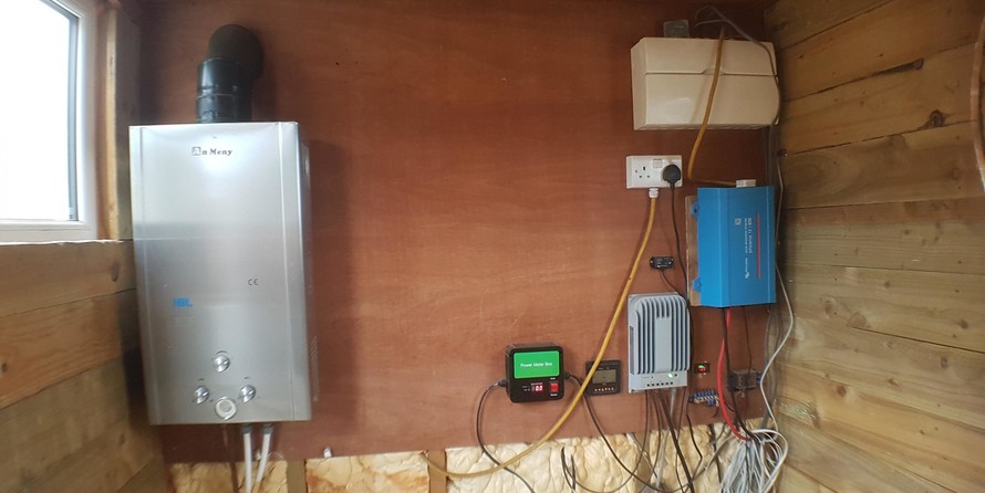 Amber boats amsterdam cruiser style wide beam barge