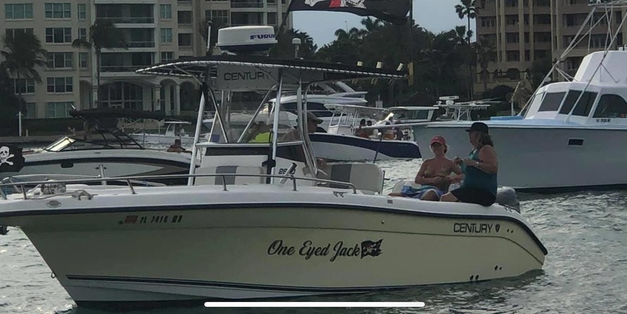 Century 2900 center console