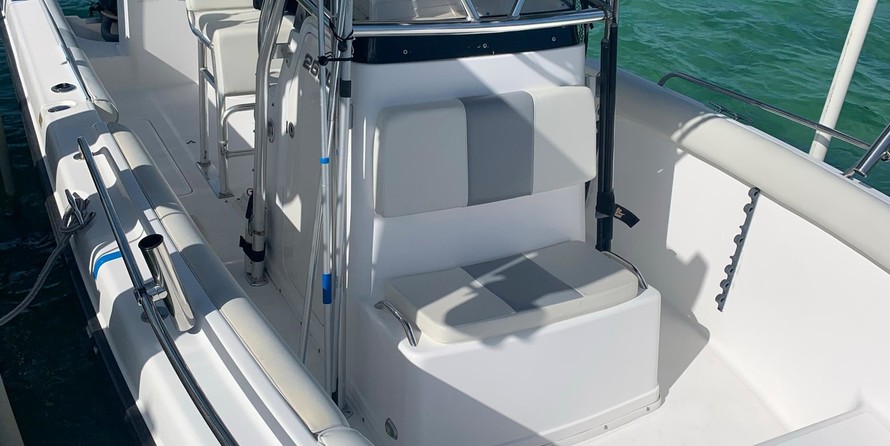 Century 2900 center console