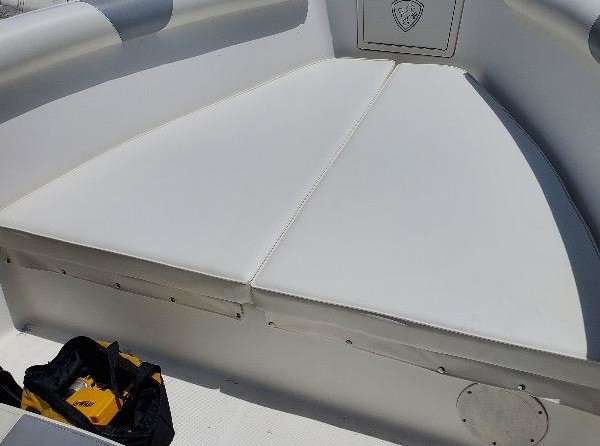 Century 2900 center console