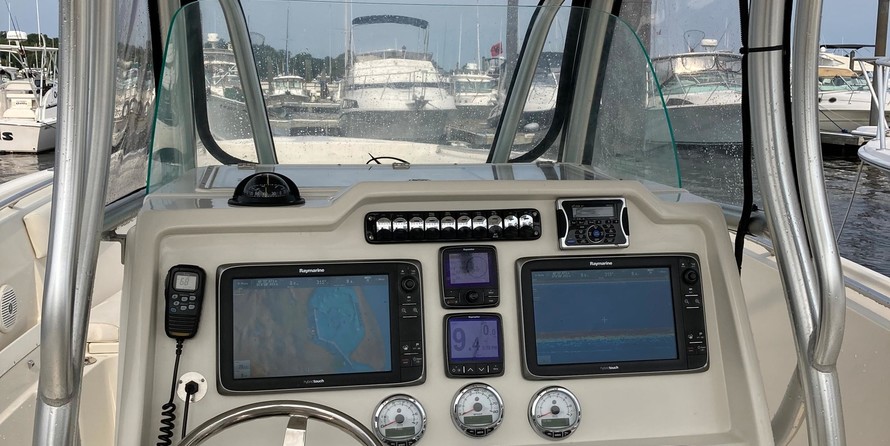 Sailfish 320 CC