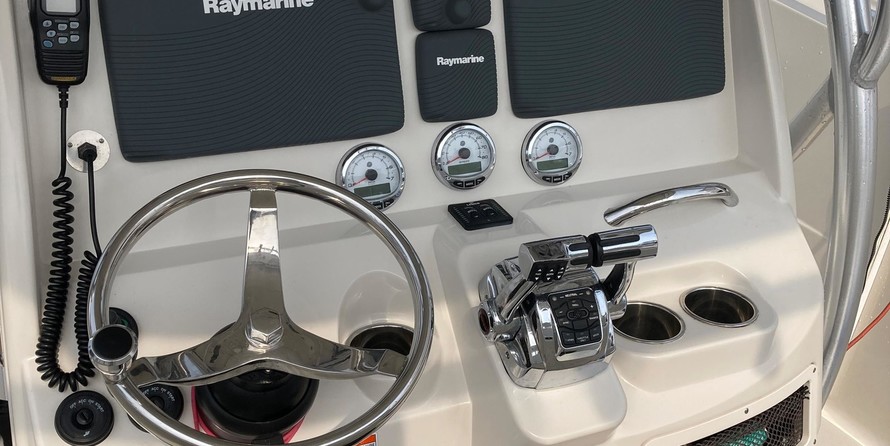 Sailfish 320 CC