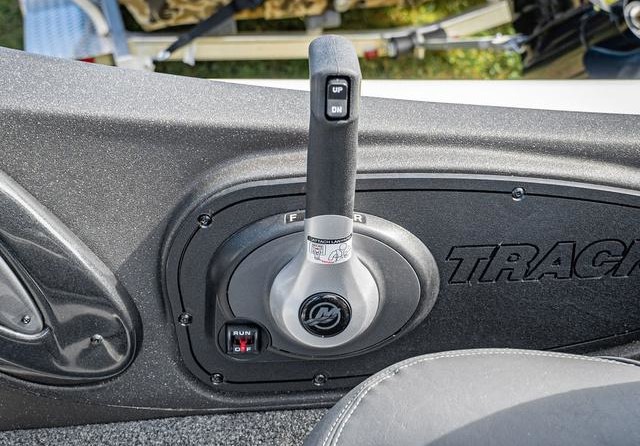 Tracker Pro Team 175 TF