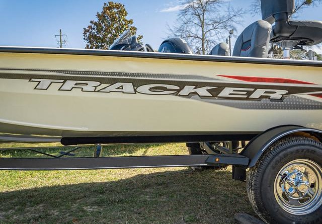 Tracker Pro Team 175 TF