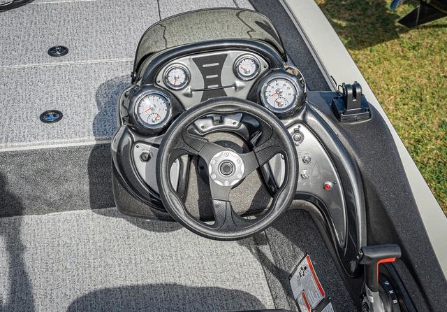 Tracker Pro Team 175 TF