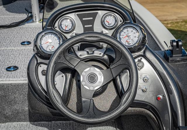 Tracker Pro Team 175 TF