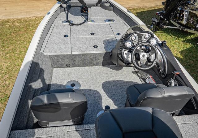 Tracker Pro Team 175 TF