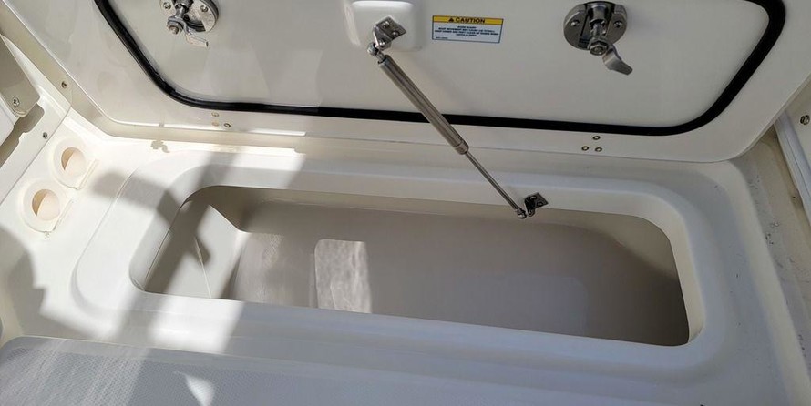 Boston Whaler 320 Vantage