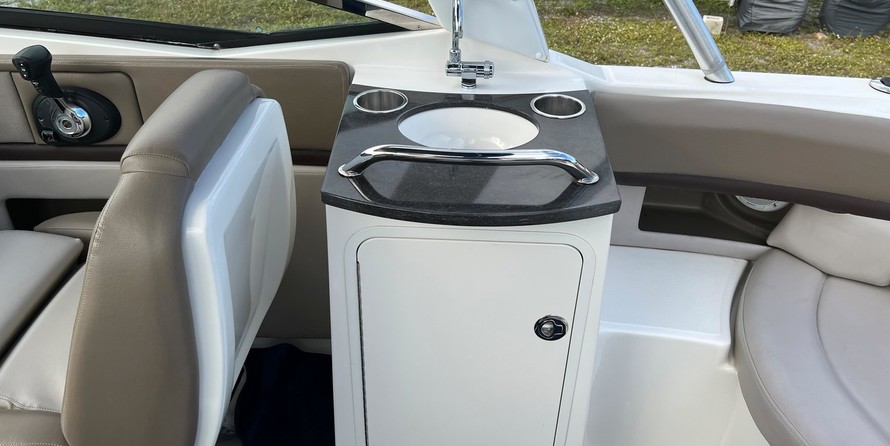 Sea Ray 250 SLX