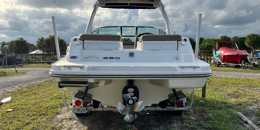 Sea Ray 250 SLX