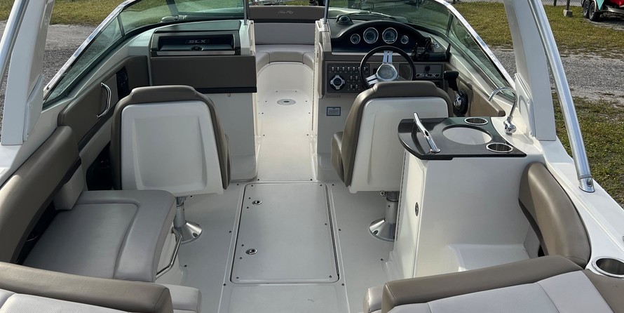 Sea Ray 250 SLX