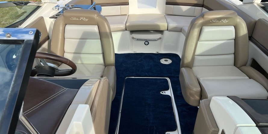 Sea Ray 250 SLX