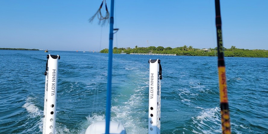 Blazer bay 22
