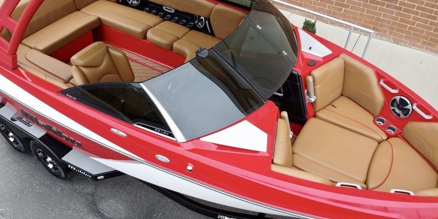 Malibu Wakesetter 23 LSV