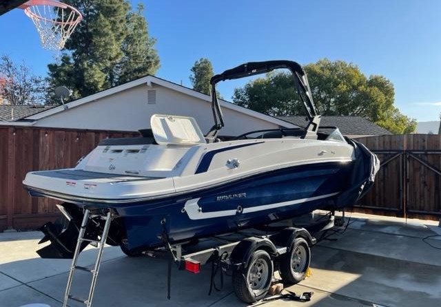 Bayliner VR6 BOWRIDER